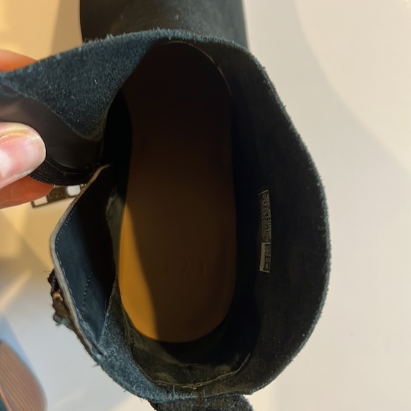 UGG Kingsburg Women’s Waterproof Black Ankle Boots Size: 8,5 - Picture 7 of 8